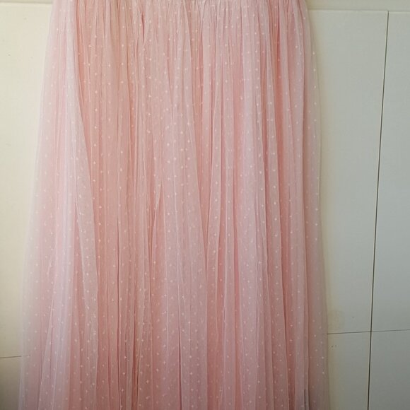 Needle & Thread ! Wildflower Ditsy Embroidered Tulle Gown (US16) - Picture 9 of 17